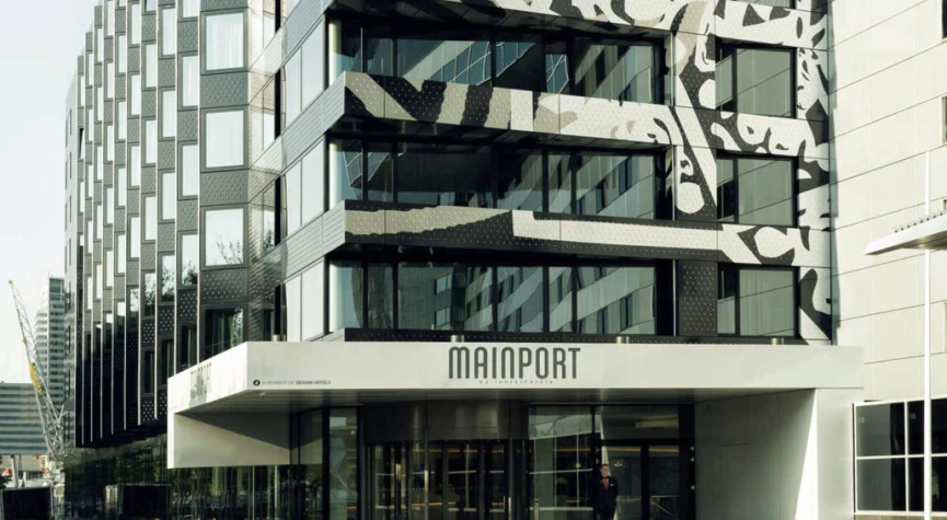 Mainport Design Hotel
