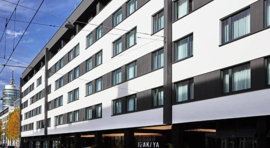 The Dean Munich - Autograph Collection