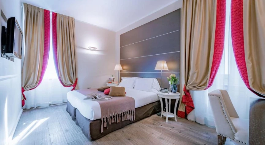 TownHouse 33 Boutique Hotel