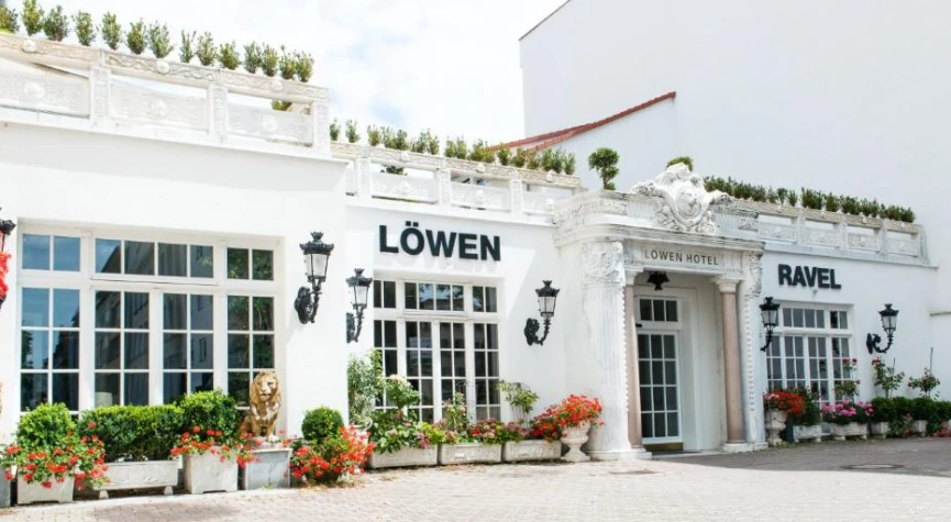 Loewen Hotel