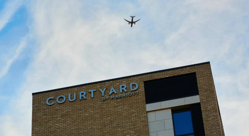 Courtyard by Marriott London City Airport