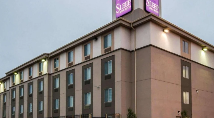 Sleep Inn & Suites And Conference Center Downtown