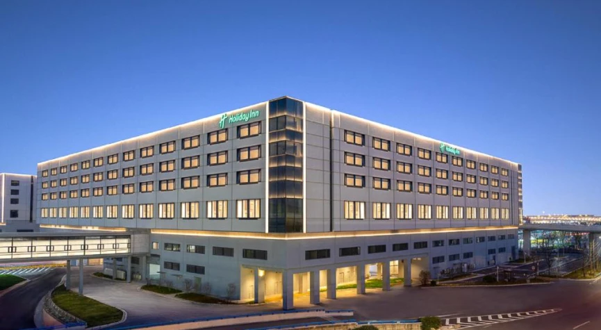 Holiday Inn Shanghai Pudong Airport, an IHG Hotel