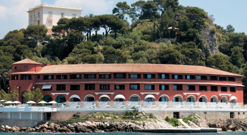 Monte Carlo Beach Hotel