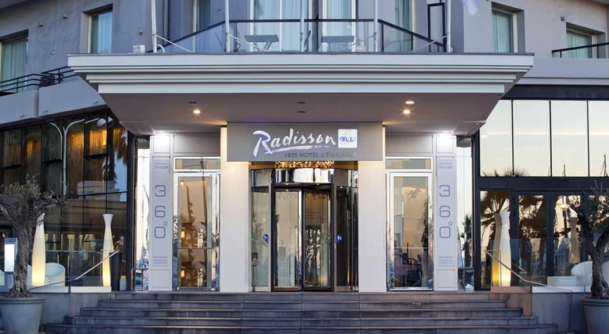 Radisson Blu 1835 Hotel & Thalasso