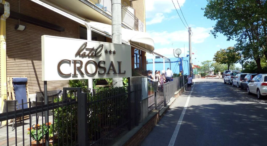 Hotel Crosal