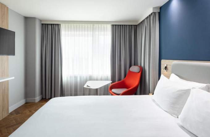 Holiday Inn Express Amsterdam - Sloterdijk Station, an IHG Hotel