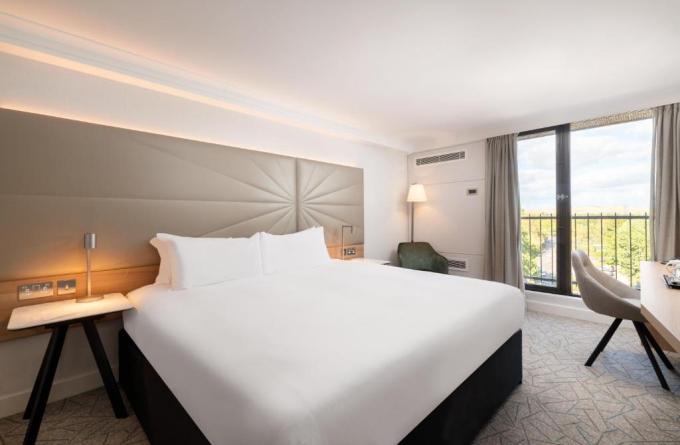 Hilton Birmingham Metropole Hotel