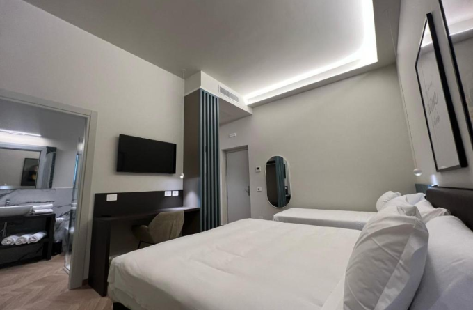 Hotel RossoVino Milano