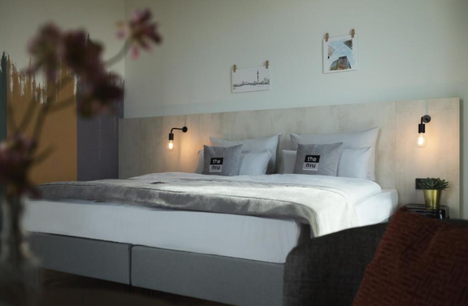 Holiday Inn - the niu Tab Dusseldorf Main Station by IHG