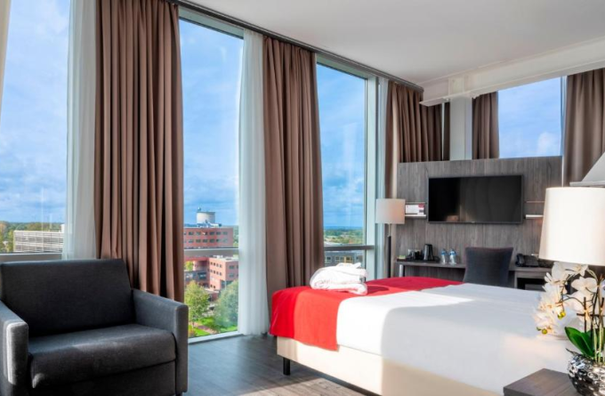 PLAZA Premium Almere