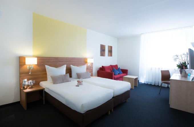 ROSE HOTEL AND RESTAURANT