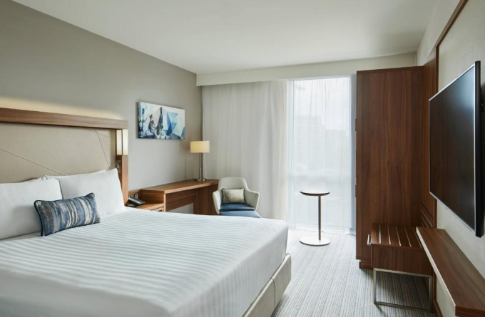 Courtyard by Marriott London City Airport