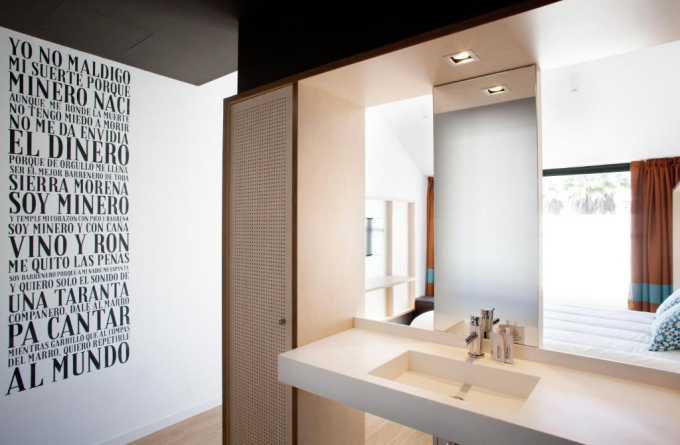 TOC Hostel Barcelona