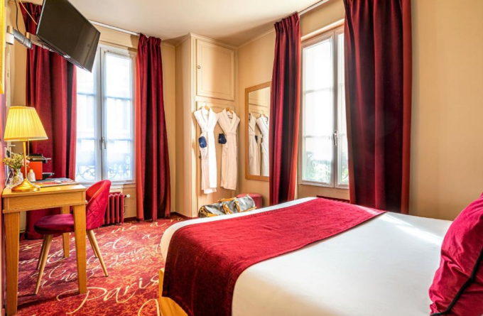 Hotel Romance Malesherbes by Patrick Hayat