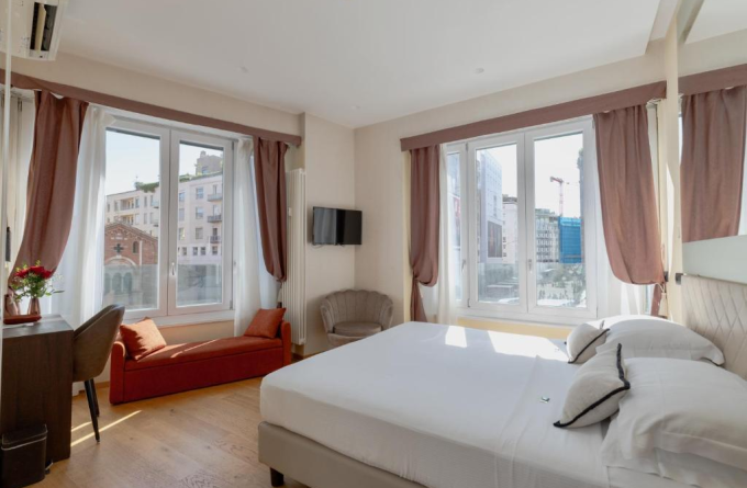 AH - Fashion District