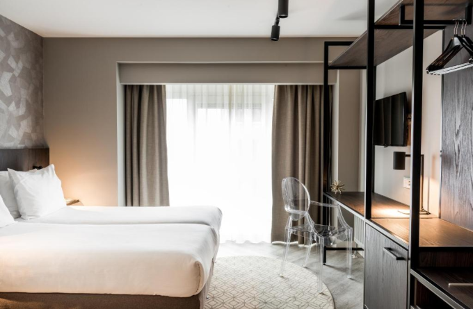 Sandton Eindhoven Centre - Private parking