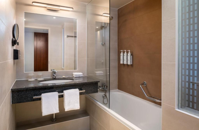 Courtyard by Marriott Paris La Defense West - Colombes