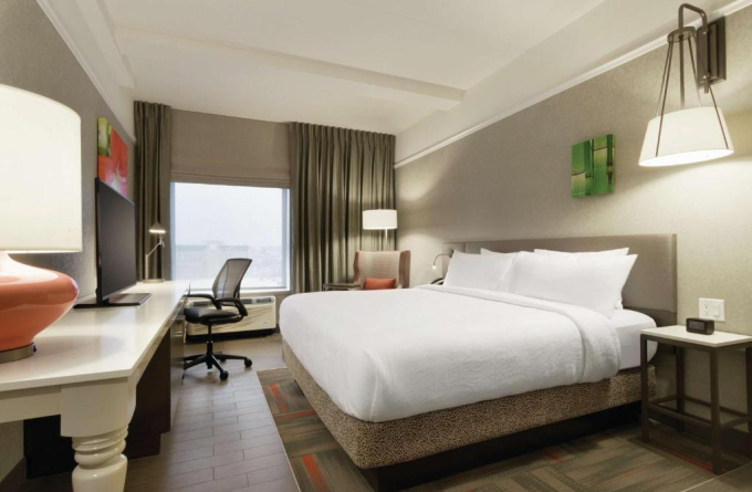 Hilton Garden Inn Calgary Downtown
