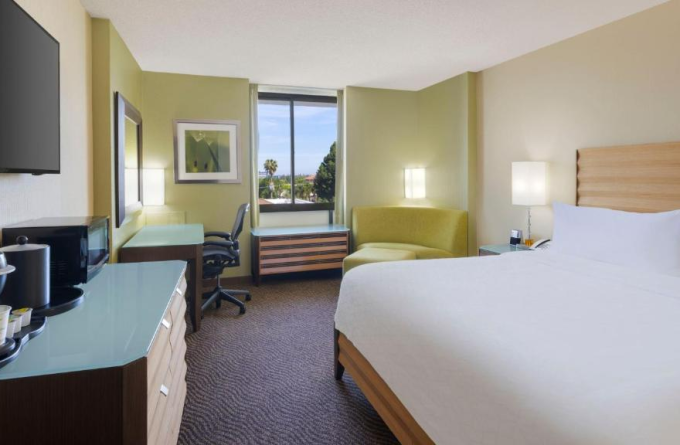 Holiday Inn San Jose-Silicon Valley by IHG