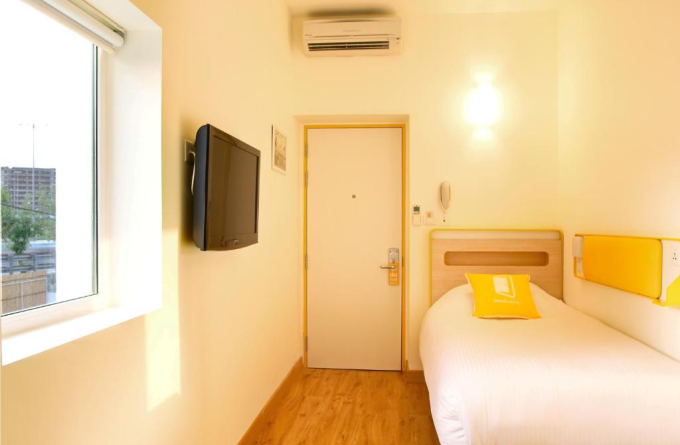 Bloomrooms @ Link Road