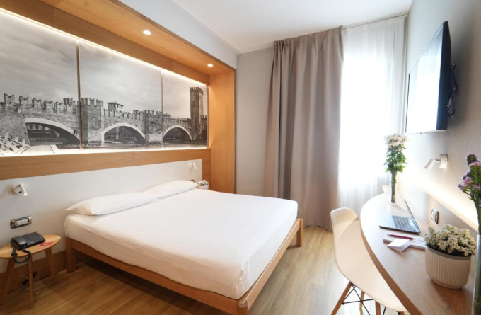 Cavallo Hotel Verona Est