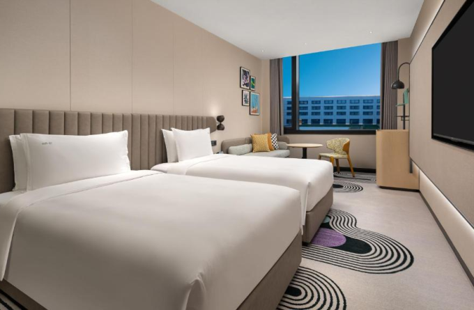 Holiday Inn Shanghai Pudong Airport, an IHG Hotel