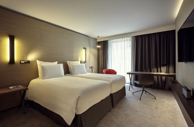 Radisson Blu CDG Airport Terminal Hotel, Paris