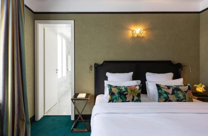 NEW HOTEL REPUBLIQUE