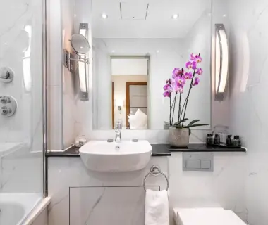 Gem Langham Court Hotel