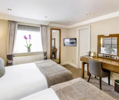 Gem Langham Court Hotel