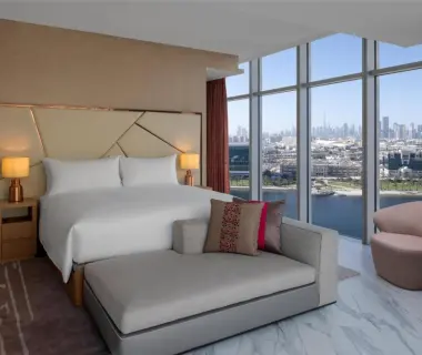 Hilton Dubai Creek Hotel & Residences