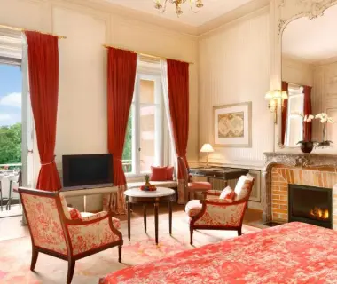Villa Rothschild, Autograph Collection