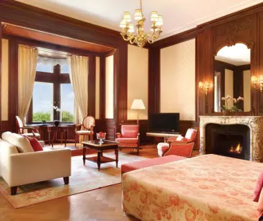 Villa Rothschild, Autograph Collection