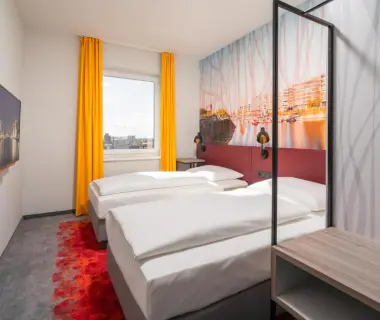 Campanile Duisburg City