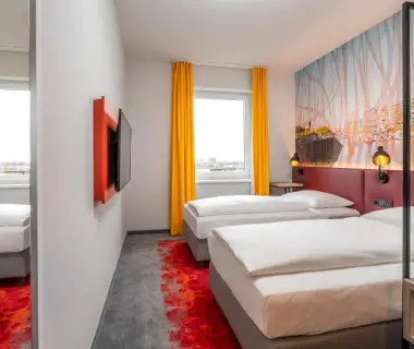 Campanile Duisburg City