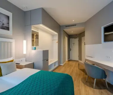 Vienna House by Wyndham Frankfurt South