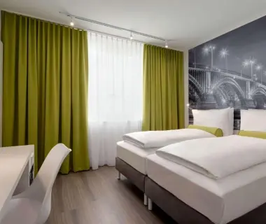 Super 8 by Wyndham Mainz Zollhafen