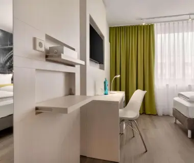 Super 8 by Wyndham Mainz Zollhafen