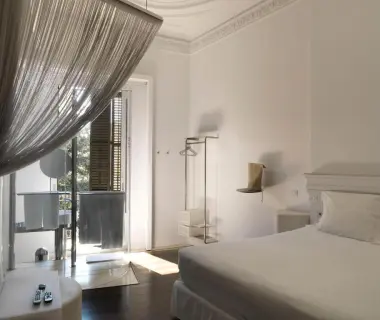 Chic & Basic Born Boutique Hotel