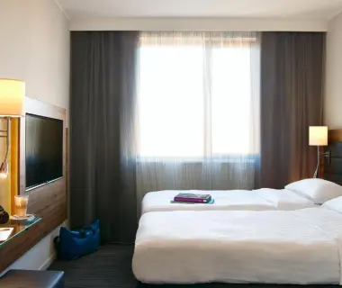 Moxy Edinburgh Airport