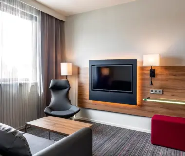 Moxy Edinburgh Airport