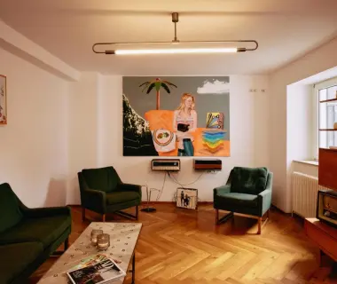 18Arts Hotel- Living in a Gallery!