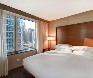 Embassy Suites by Hilton Chicago Downtown Magnificent Mile