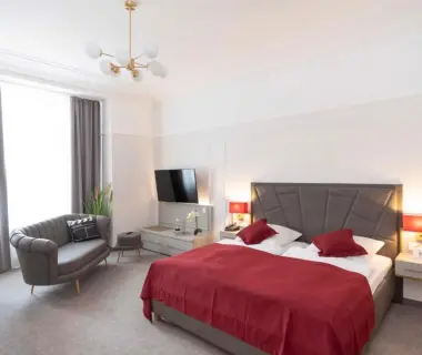 Star-Apart Hansa Hotel