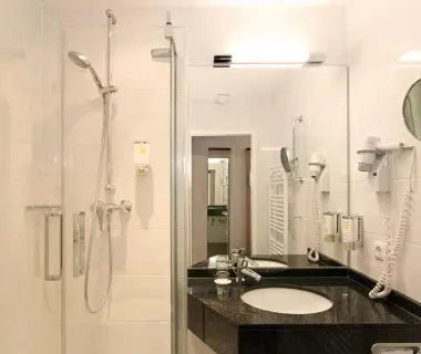 Star-Apart Hansa Hotel