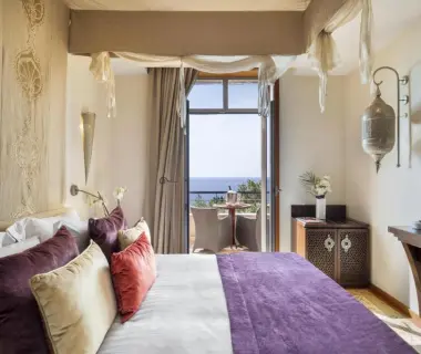 Tiara Yaktsa Côte d’Azur