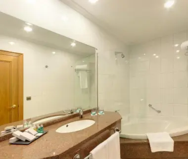 Hotel Vigo Los Galeones Affiliated by Meliá