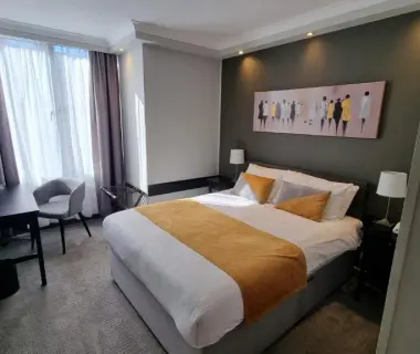 Lancaster Hall Hotel