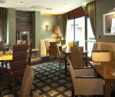 Premier Inn Edinburgh South Queensferry